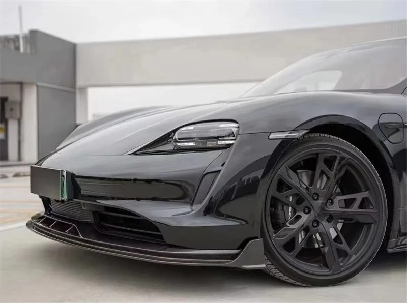 PK Style Carbon Fiber Front Lip Rear Diffuser Side Skirt Mirror Cover Body Kit for the  Taycan
